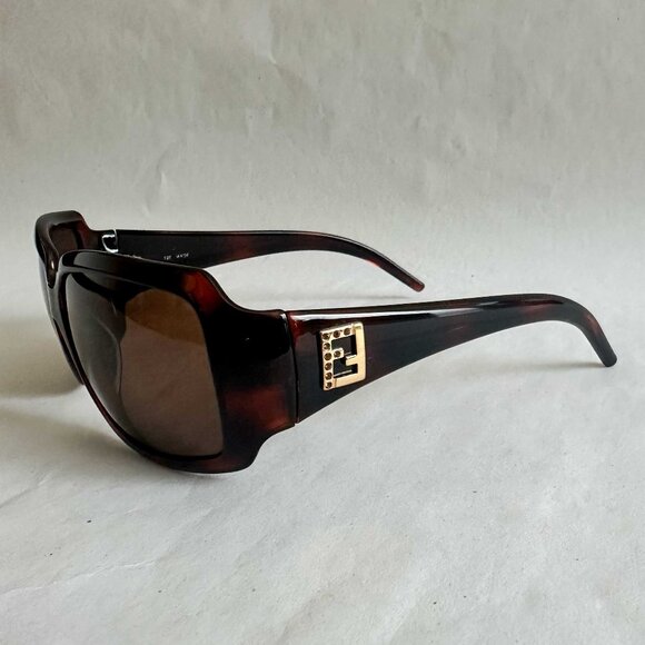 Fendi ultra glam tortoise shell sunglasses - Picture 3 of 8